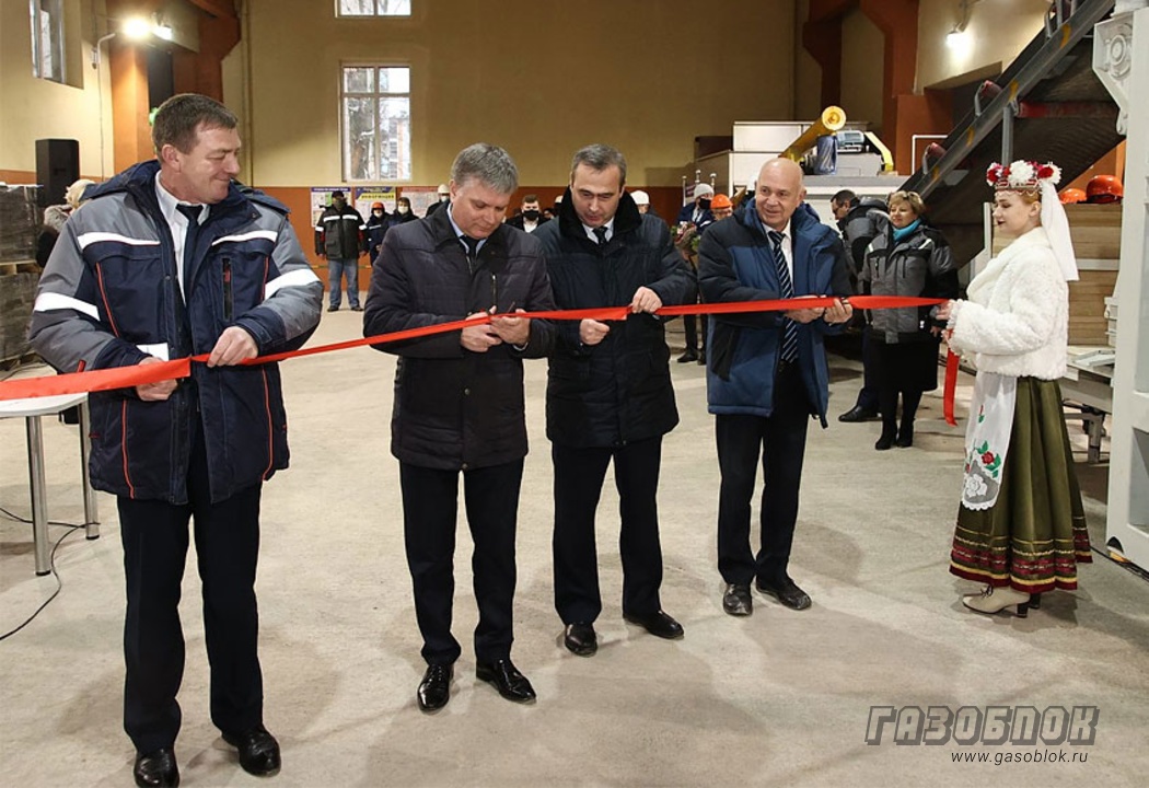 Новая линия тротуарной плитки и дорожных бордюров, фото к новости