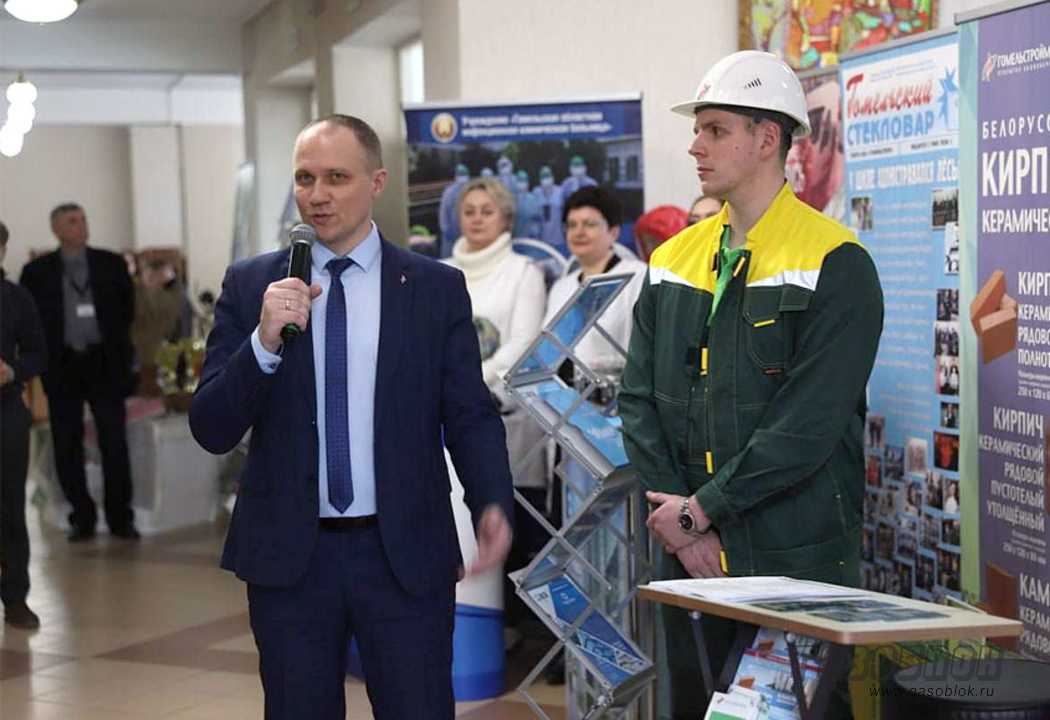 Выставка «В единстве народа – будущее страны», фото к новости