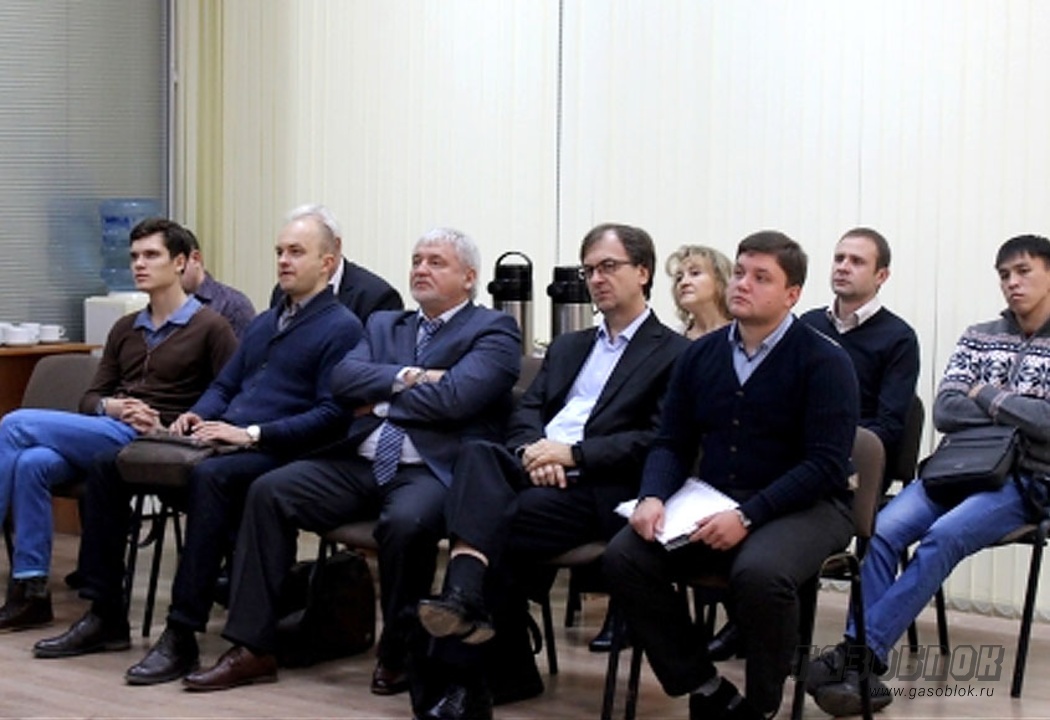 ДСК ГРАС-Саратов на совещании предпринимателей, фото к новости