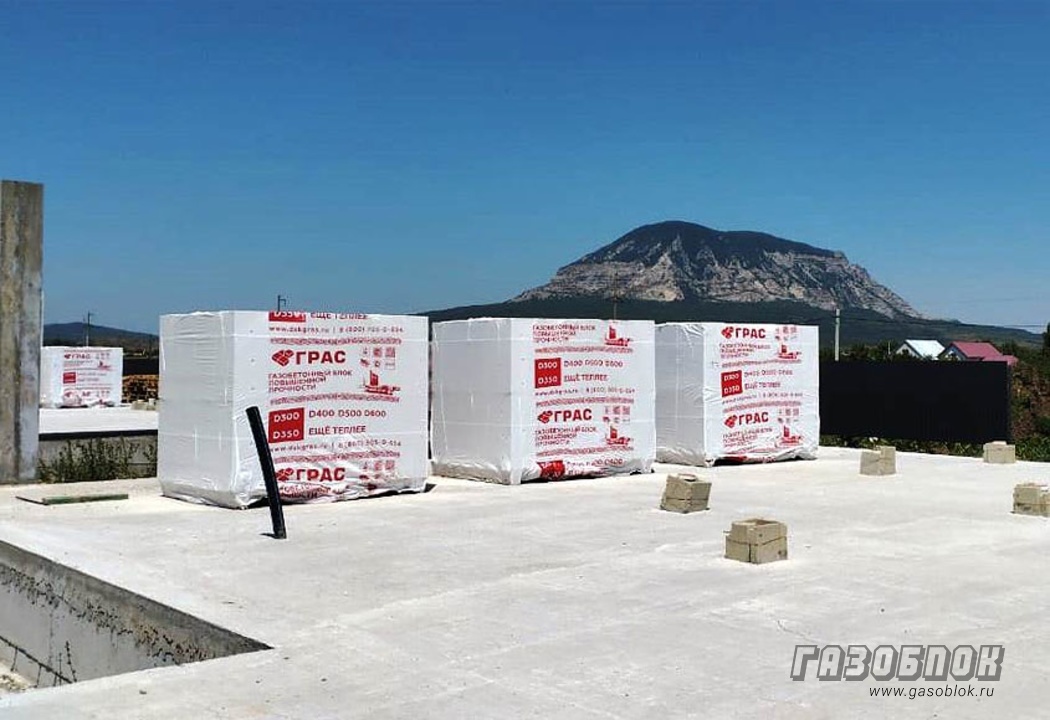 Газобетон ТМ «ГРАС» у подножия горы «Змейка», фото к новости