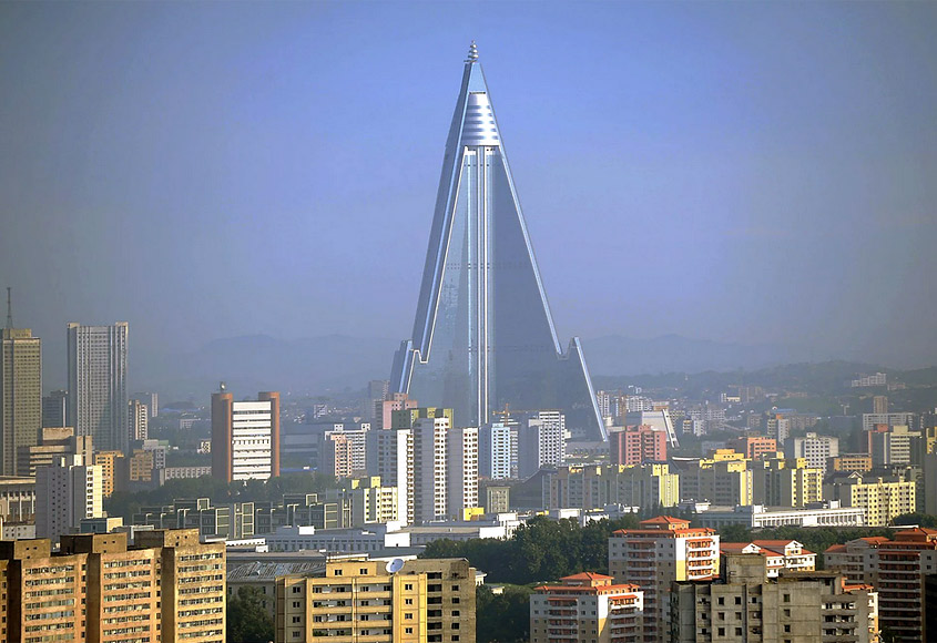 В Северной Корее продолжат строить Ryugyong Hotel