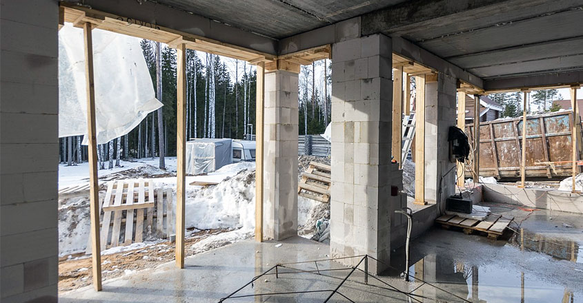 Плюсы и минусы панорамных окон в доме из газобетона